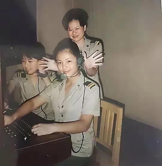 真能闹，居然有人说刘涛身后的女子是沈春阳！其实这张图片倒没什么，就是刘涛16