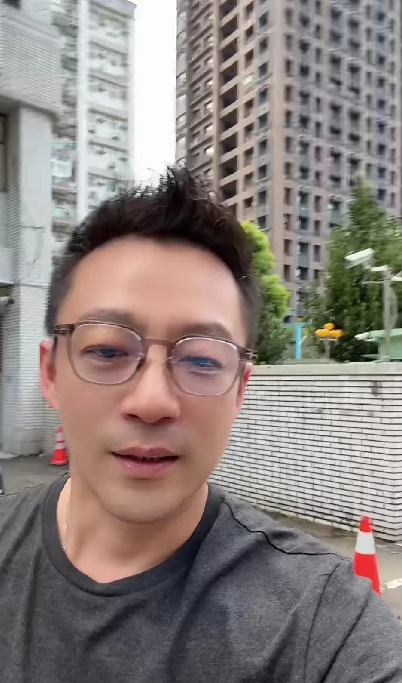 马筱梅有一点很难得，她能接受家里养各种动物。今天，弟弟想要养虫子，但很善良的不想