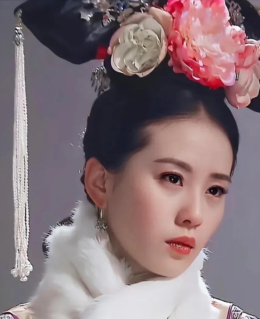 网友提问《步步惊心》里四爷为何不给若曦名分？咱来掰扯掰扯这事儿。若曦想要皇后之