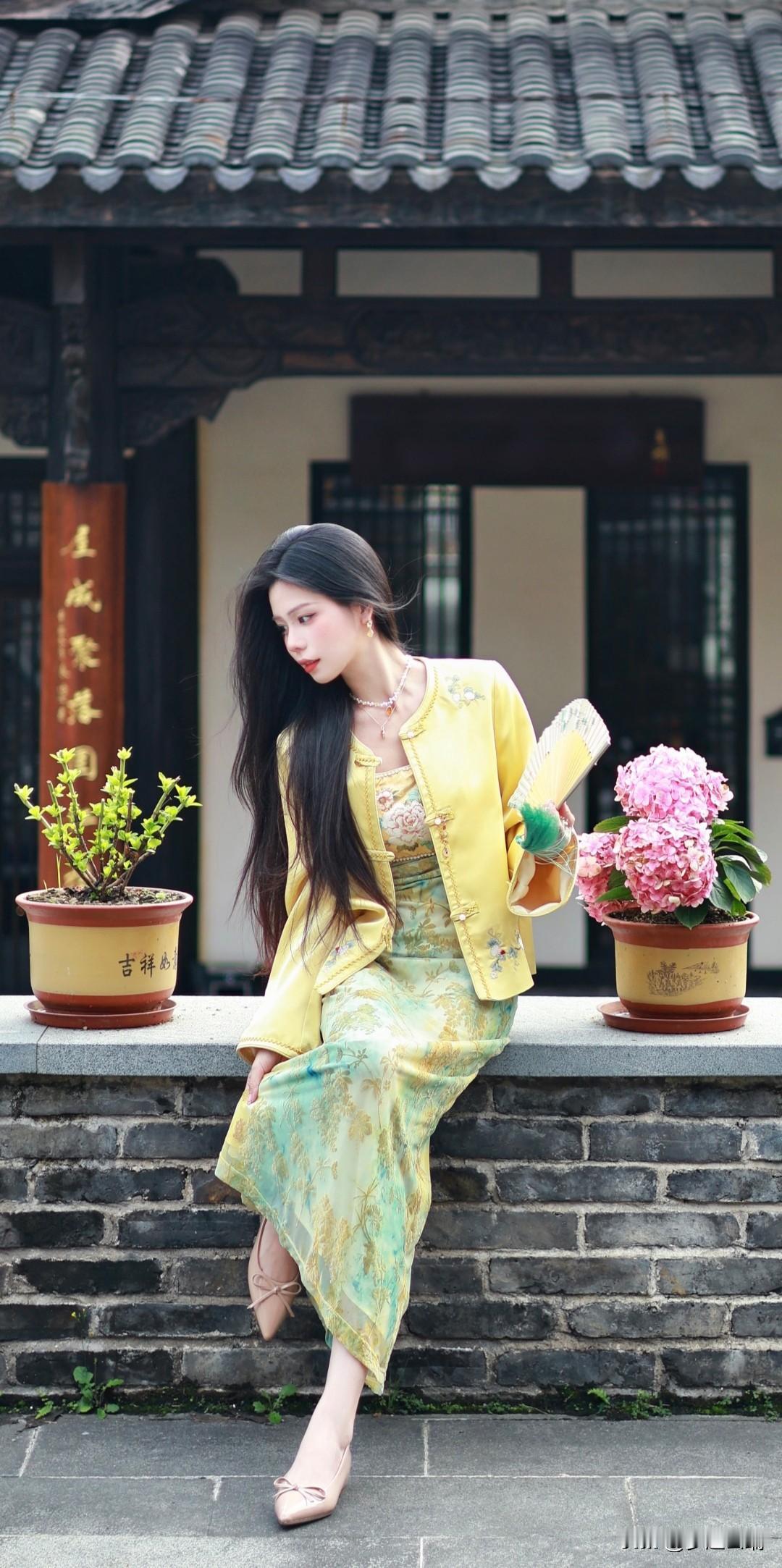 古典韵味，旗袍美人，静享时光。