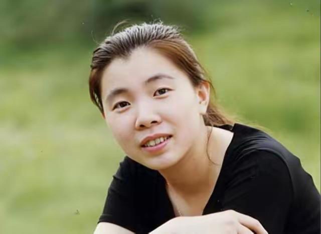 王铎：你知道杨洁导演的女儿杨云菲吗？她现在美国，如今56岁了。杨云菲1970年