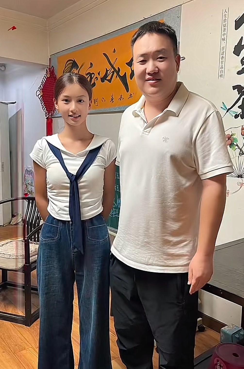 我有预感，七七红不了多久了。不是因为她参加商演错过了于正，而是因为她的