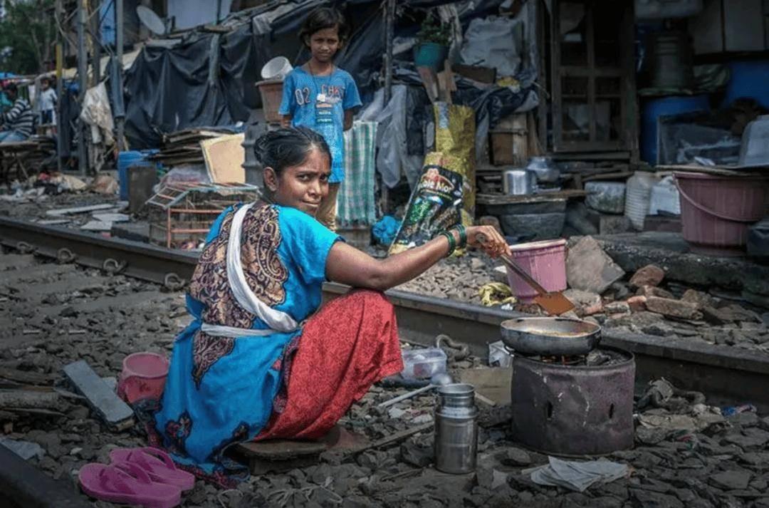 莫迪又给印度画大饼了，宣称2047年独立百年时必成发达国家，只剩22年，听着霸气