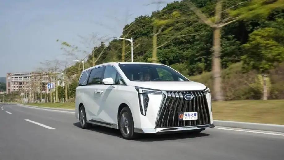 19.78万元起的广汽传祺2026款M8HEV，的确非常有性价比。随着全家