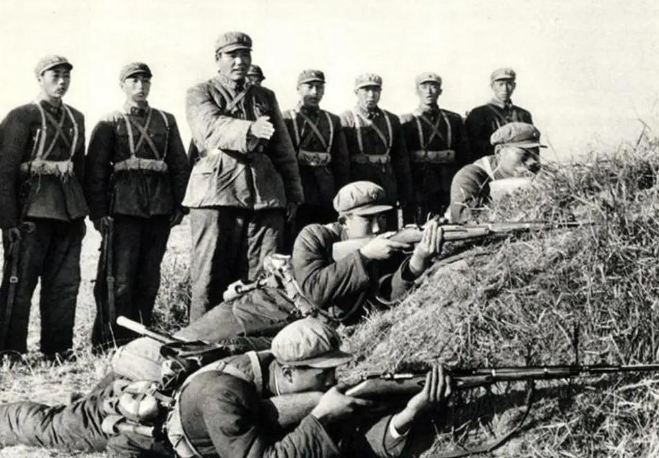 60年代解放军训练要求：一人阻击敌40人进攻，且一分钟内将其全歼60年代解