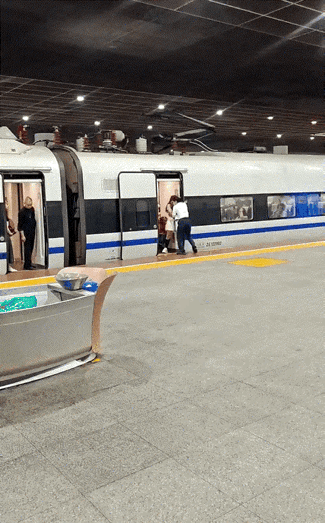 2025年了，居然还有这么奇葩的人！