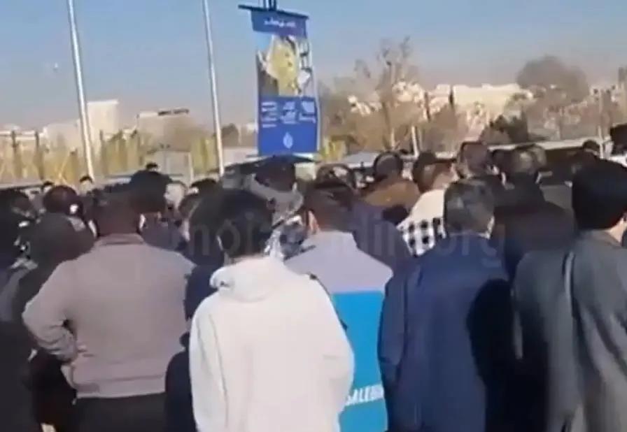 伊朗多个省份已连续数日爆发抗议活动，而且最初的和平示威已经演变为暴力冲突，造成人