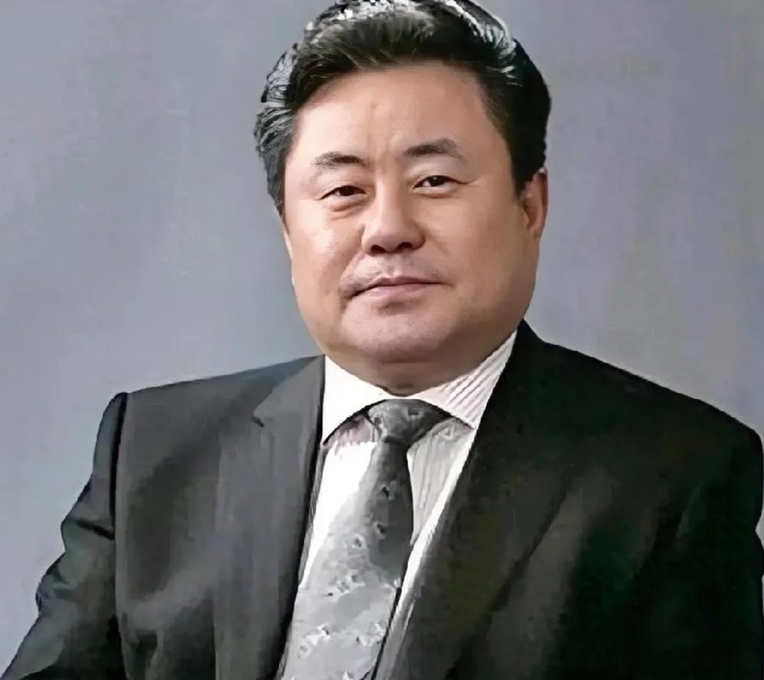 徐沛东和刀郎谁厉害？才刚刷到一个作品，评论区人争论得“面红耳赤”的。有说刀郎在