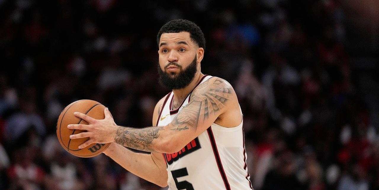 亏了？范乔丹新赛季因伤报销！威少要来？NBA最新消息，火箭主力后卫弗雷德-范弗