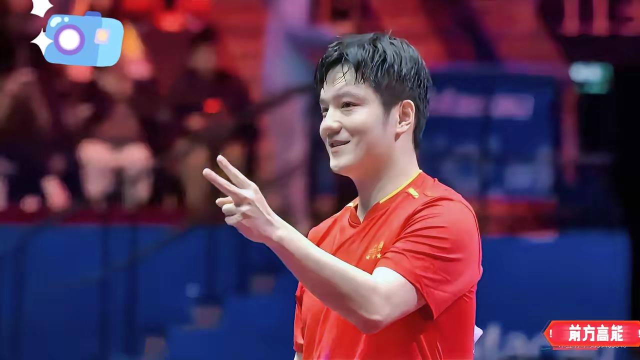 小胖这波操作直接给我看傻了！​林诗栋开局那叫一个猛，差点给樊振东按地上摩擦！
