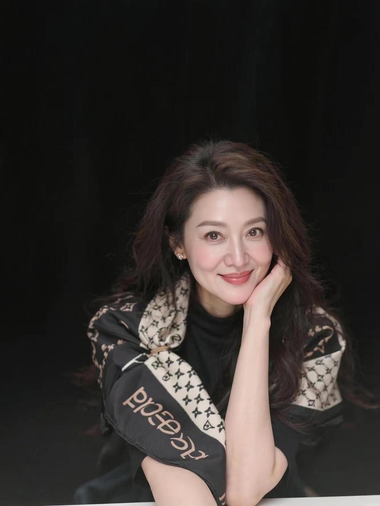 爱自己是一切浪漫的开始。