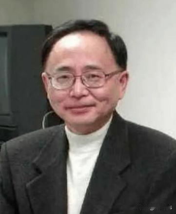 烈士江姐儿子定居美国，记者问他为何不回国？他的回答很现实说起江姐江竹筠，几乎