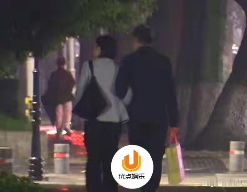 喻恩泰婚变风波反转再反转11月20日，网传与他有染的张敏进律师出面否认，称酒