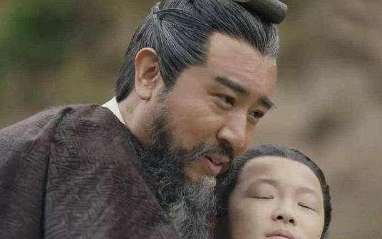 公元208年，13岁的曹冲病逝，他的好友周不疑悼念后离开。曹操吩咐手下：“去把这