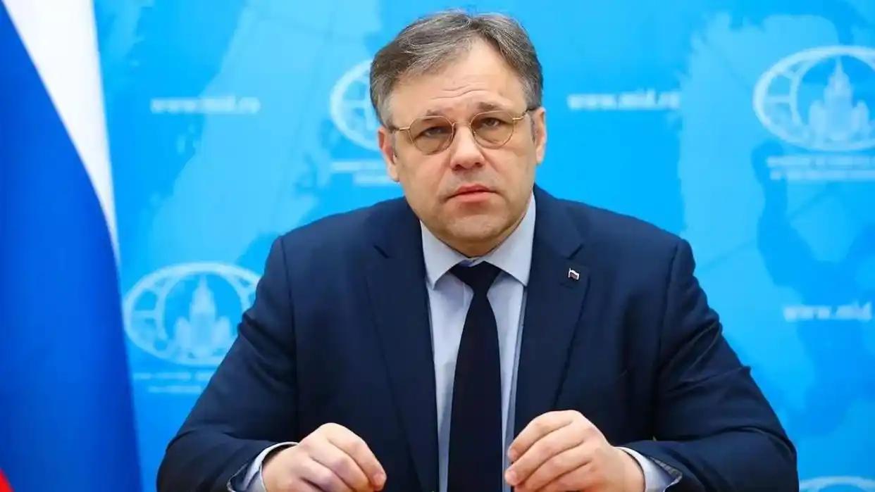 僵持已久的乌问题三方谈判，终于传来重磅新消息，俄罗斯不再藏着掖着，直接亮出明确态