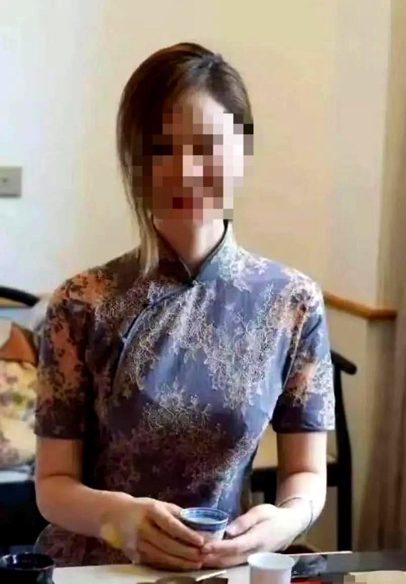 原配都直接杀到家门口撕破脸了，换作一般人早就连夜收拾行李跑路了吧？但这位第三者