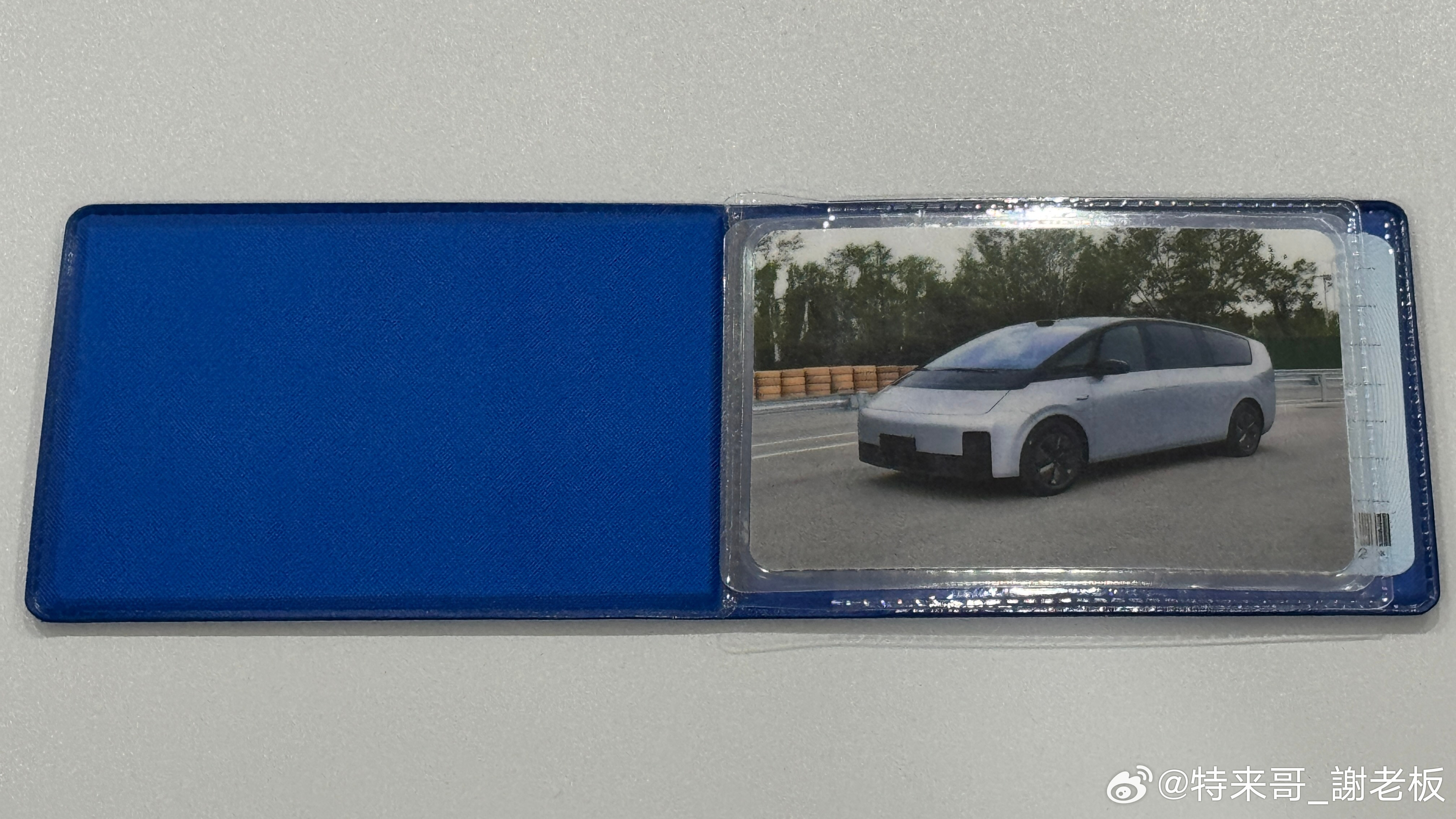 我买了理想MEGAHOME两个月后在10月24日，把车卖掉了～虽然仅持有了两个