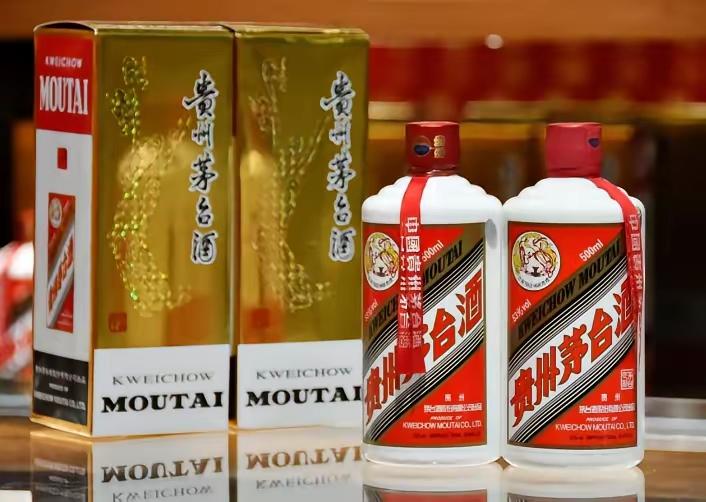 茅台这次价格真的挺不住了，价格持续走低几乎是板上钉钉的事。说到底，价格下跌主要