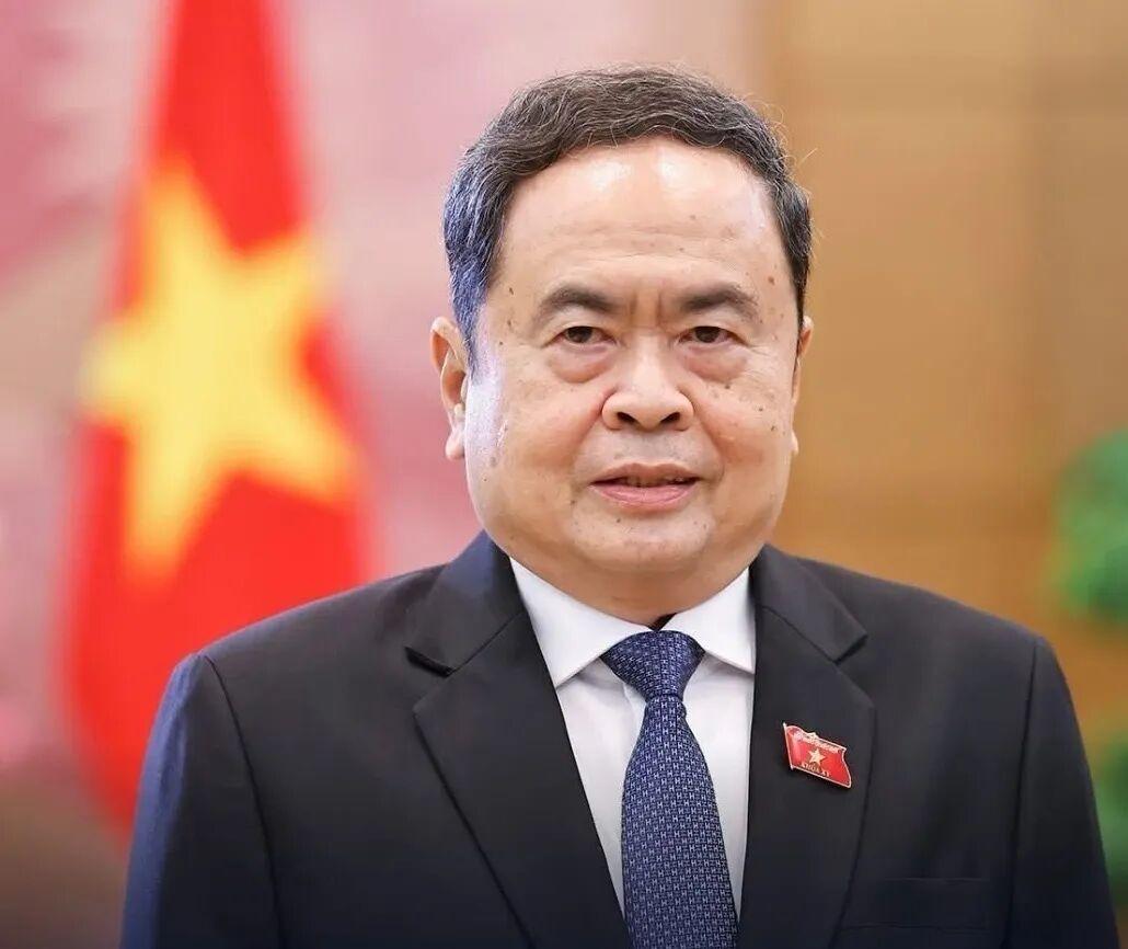 【陈青敏当选越南国会主席】据央视新闻消息，当地时间4月6日上午，陈青敏在越南第