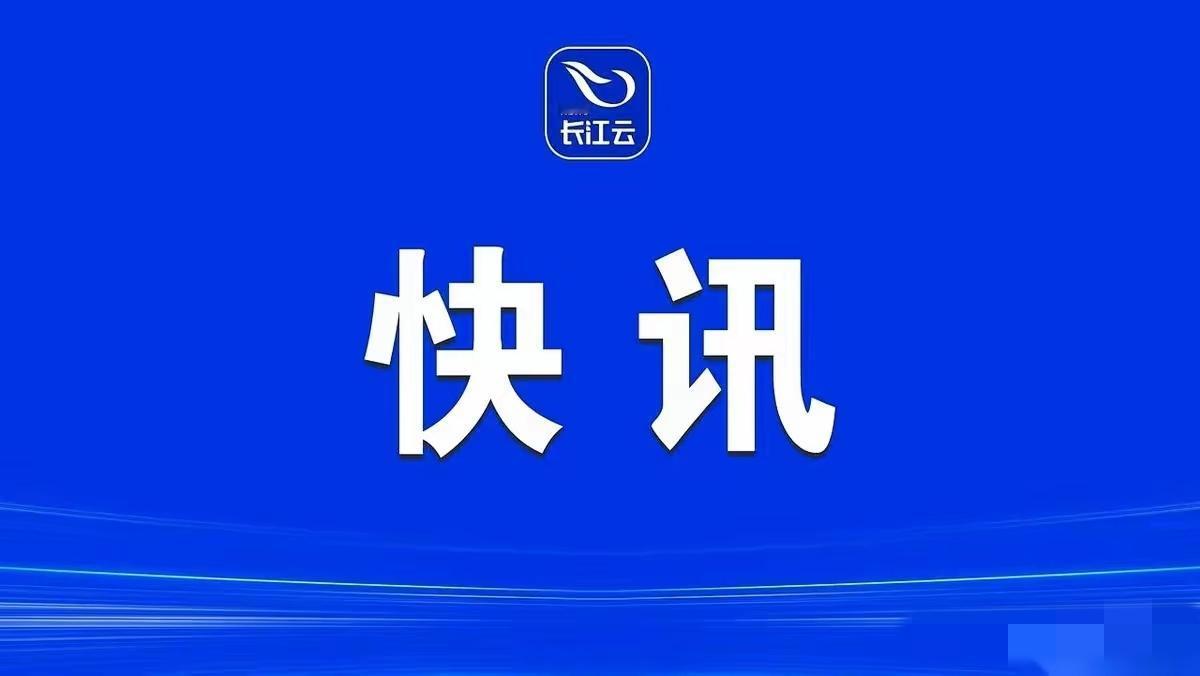整个国家的天空，说关就关了。就俩小时。北京时间凌晨6点15分开始，伊朗上空，