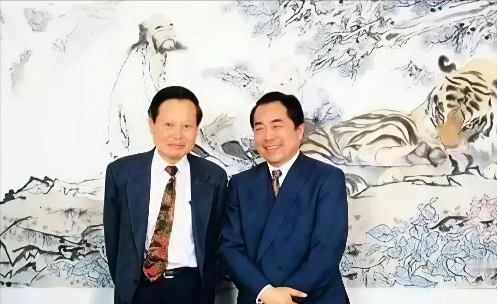 那一年，范曾问杨振宁，“证明哥德巴赫猜想有什么实际意义？”杨振宁的回答，颇有几分