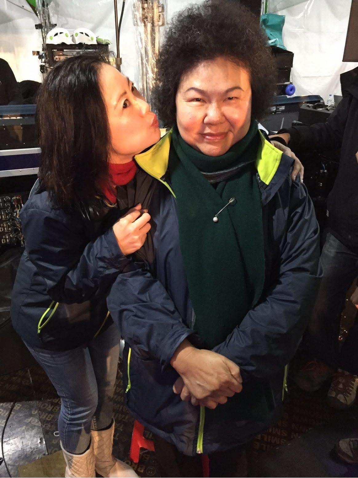 民进党立委吴思瑶，今（29日）在脸书发文说，真的不舍陈菊院长在承受身体病痛之际，