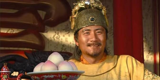 一天朱元璋想找理由杀了沈万三，指着猪蹄子问：“万三，这是什么菜？”沈万三当然知道