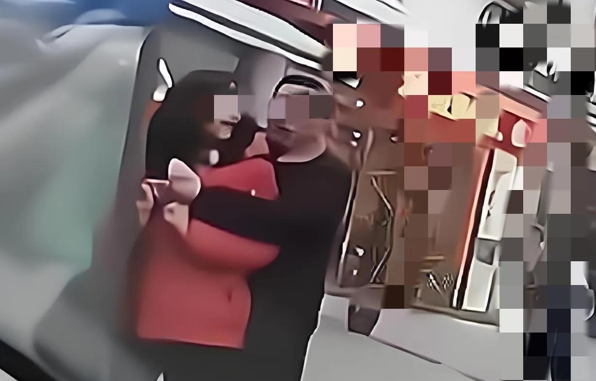 呼和浩特，一女子受邀到男同学租的房子，俩人有着30年同学情谊，万万没有想到，男同