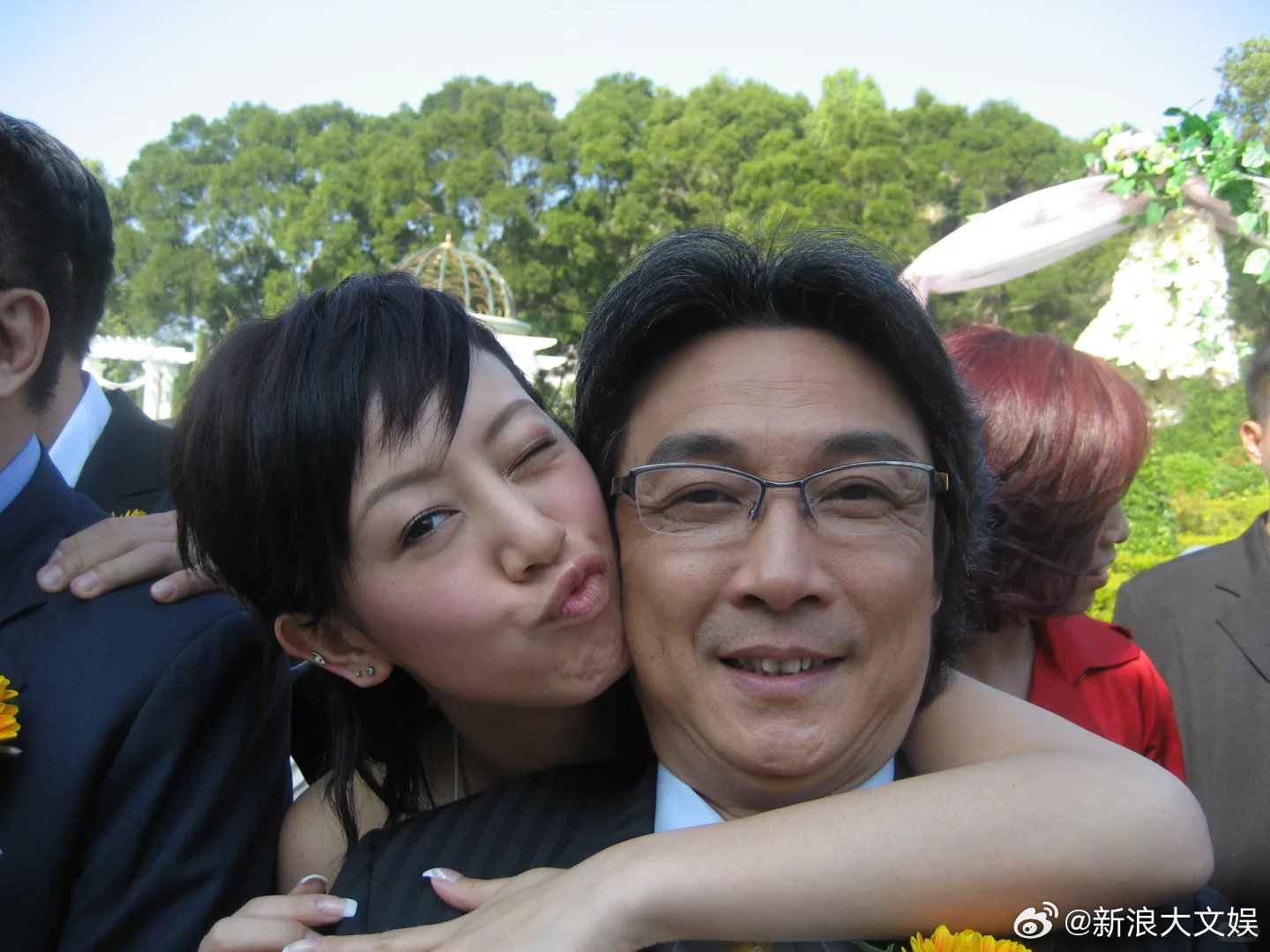 刘松仁晒与昔日合作女演员合照刘松仁晒与昔日合作女演员合照，包括佘诗曼、陈慧珊、