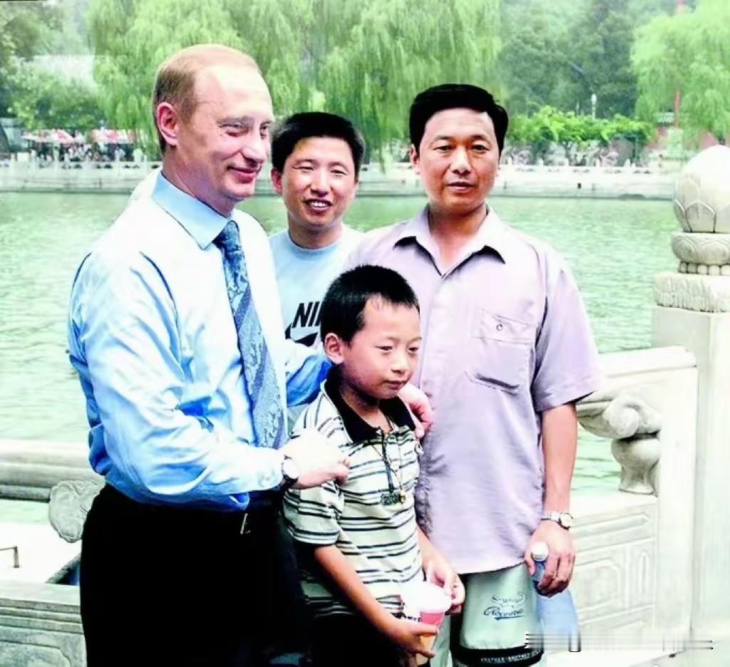 不得不说，这是年度最佳合照对比，没有之一！