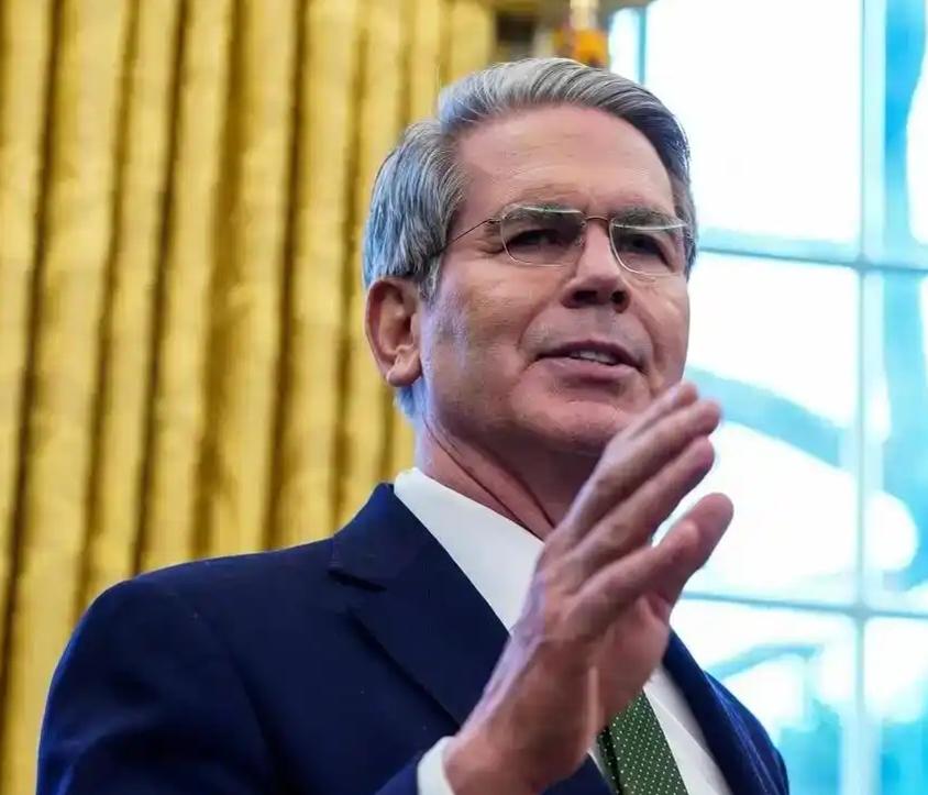 美国财长首次回应“斩杀线”，但他的回应让全球网友炸锅了！1月20日，玉渊谭天