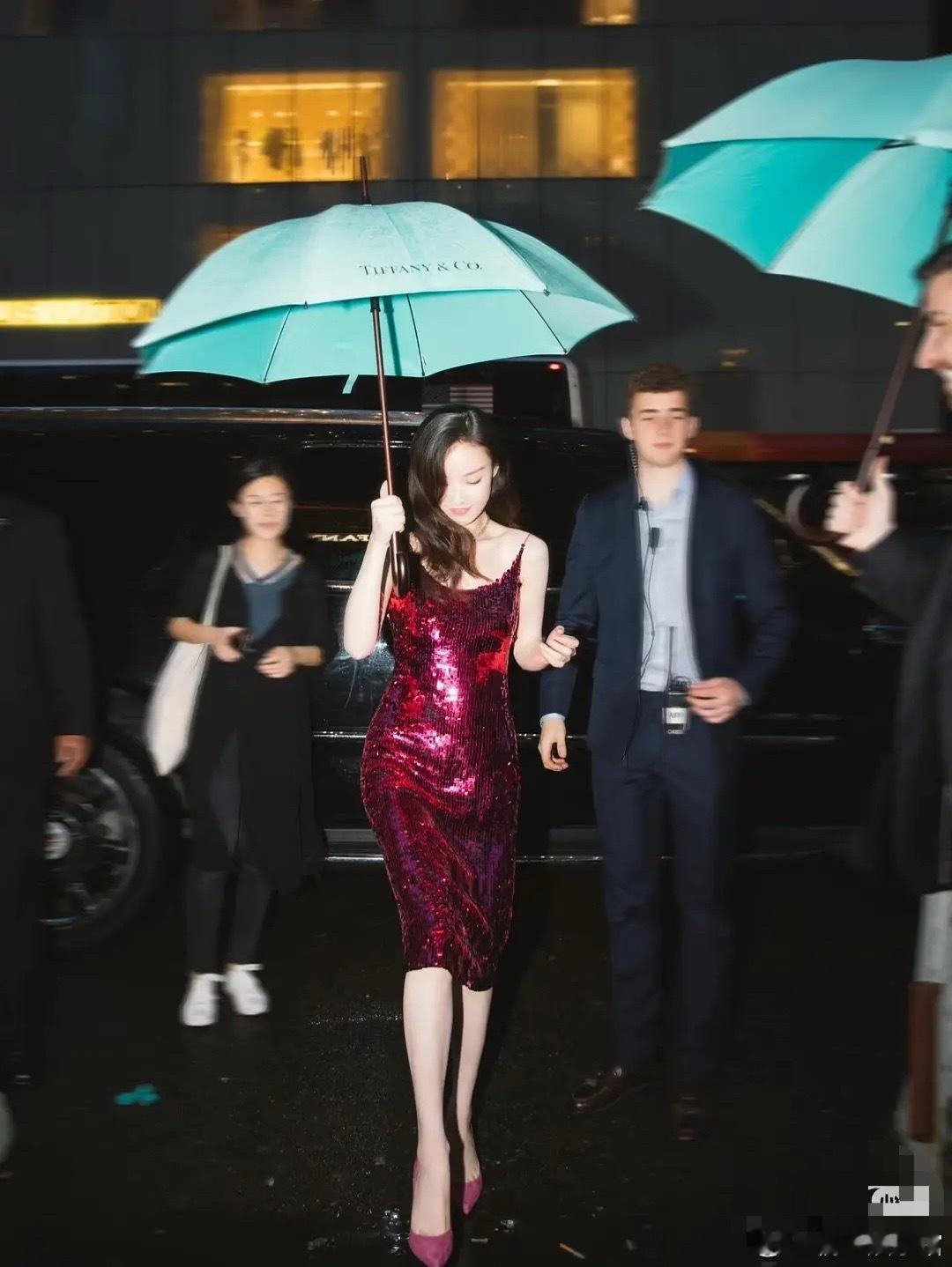 原来倪妮出圈神图是这样来的，也是看角度的啊