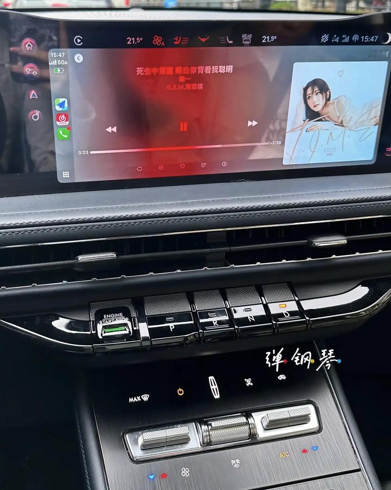 说真的，林肯的钢琴式换挡真的有点不太习惯，特别是开惯了鸡腿挡把的人，每次上车都下