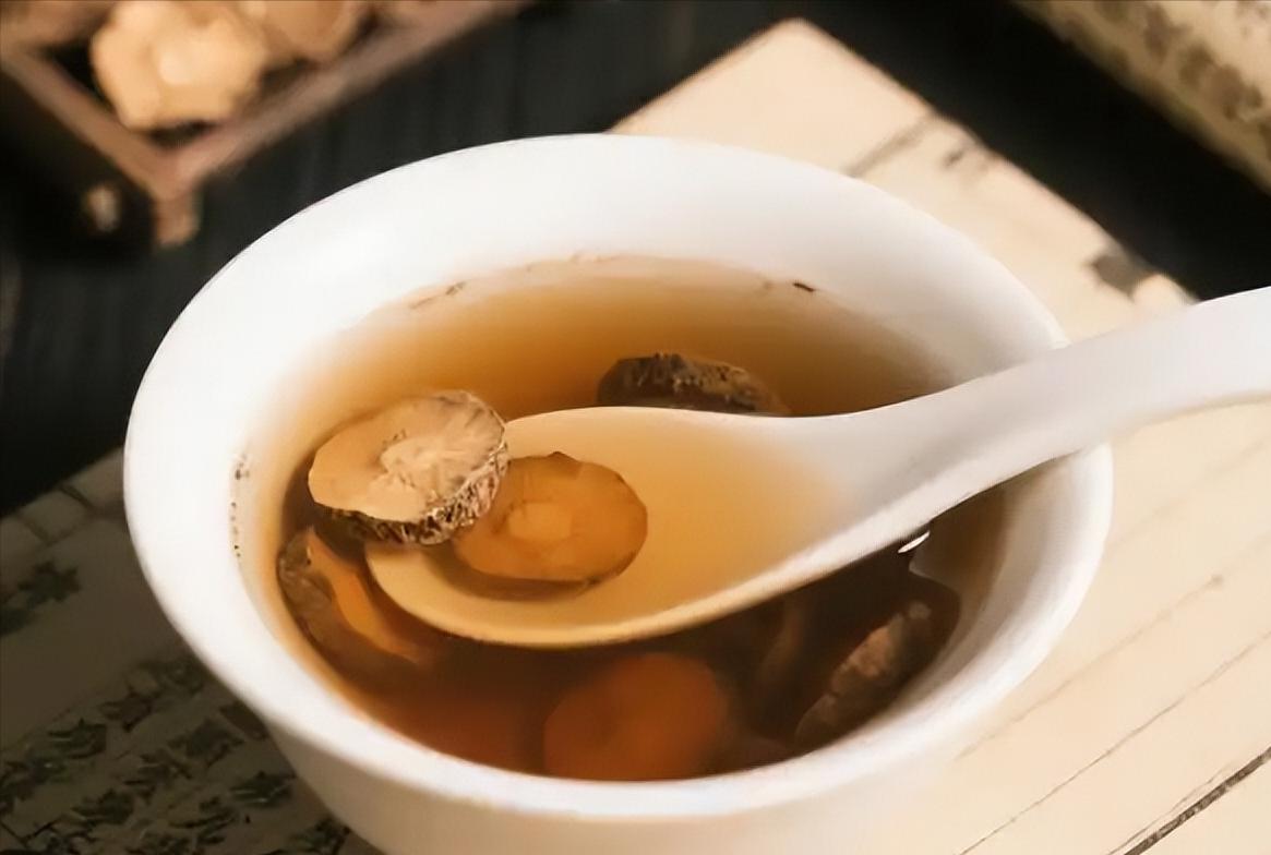 胖人多痰湿，张仲景有2个减肥方，甩掉赘肉、积食、水肿，减重不反弹 “胖人多痰