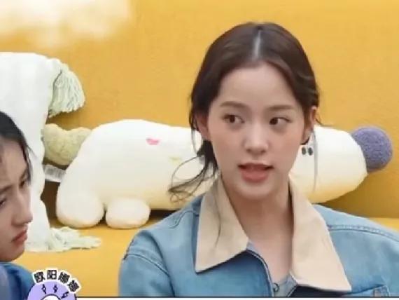 欧阳娜娜被骂上热搜！5月28日，欧阳娜娜突然被骂上了热搜，只因为她说自己在二手