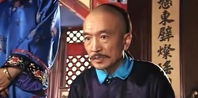 乾隆皇帝问刘墉：“朕34岁，属马，刘爱卿，你属什么？”刘墉答：“臣也34岁，但属