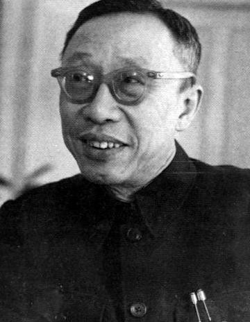 1959年12月4日，溥仪被特赦后，以“私产”为由请求归还祖宗牌位，没想到故宫方