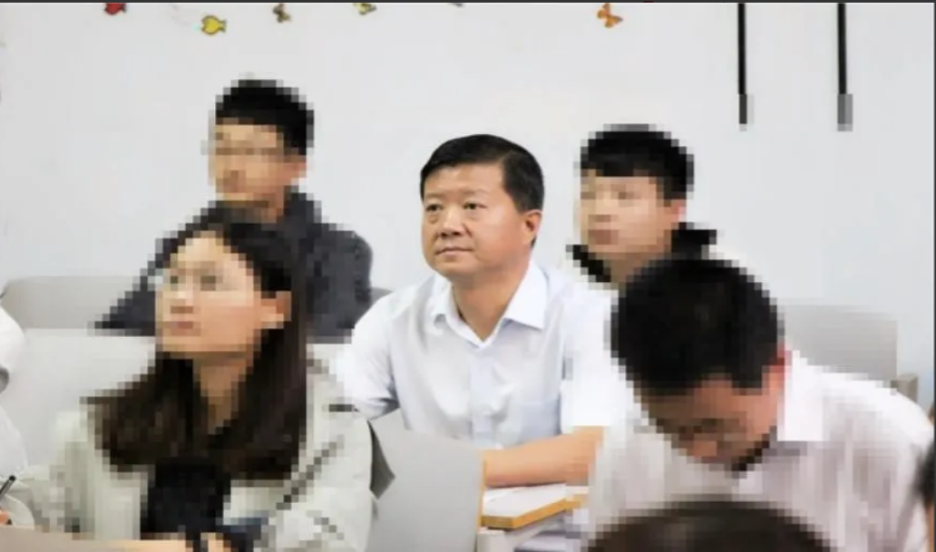 2025年5月12日，河南省纪委监委的一则消息，在平静的教育系统炸开了锅。焦作师