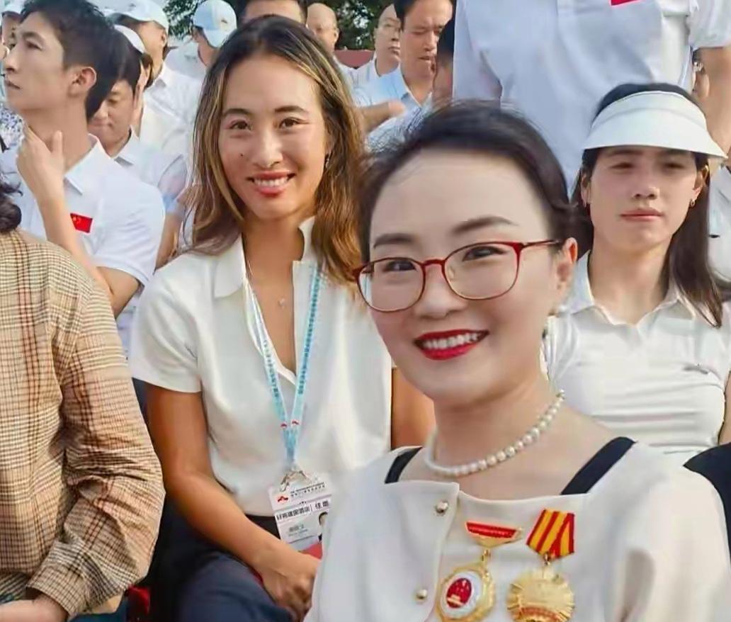 17位奥运冠军，受邀参加九三大阅兵[玫瑰]网球1人：郑钦文跳水1人：曹缘