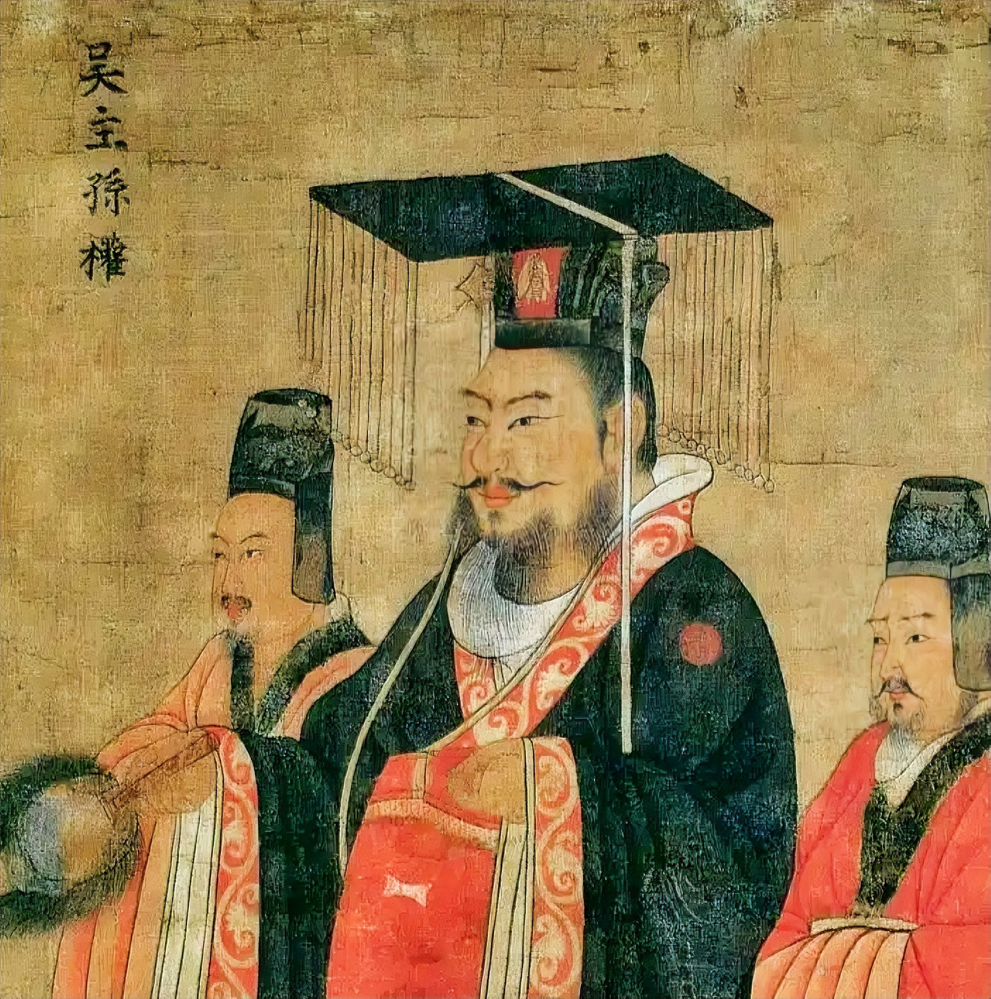 三国里最被低估的人，可能是孙权。《三国演义》里，他好像只会哭、问计、“怎么办”。但正史里的孙权，完全