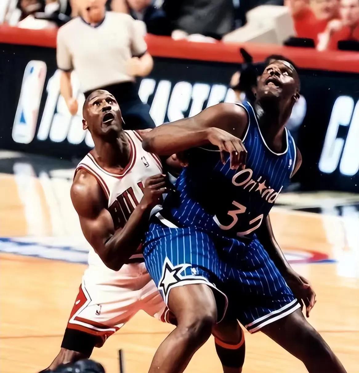 乔丹1995年大战奥尼尔！第一场公牛91-94魔术（主）。乔丹22中8，砍1