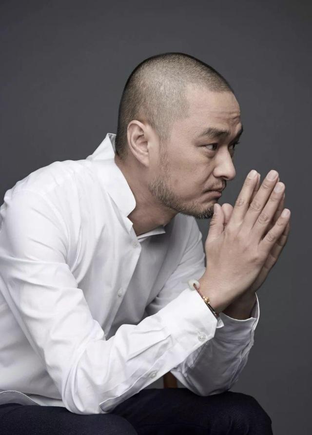身家8个亿的北京协和医学博士冯唐曾语出惊人：“越老越发现，人生第一件要紧事是睡