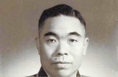 1951年，彭老总赶到汉江北岸的时候，发现满地都是五十军战士的残骸，才得知这场仗