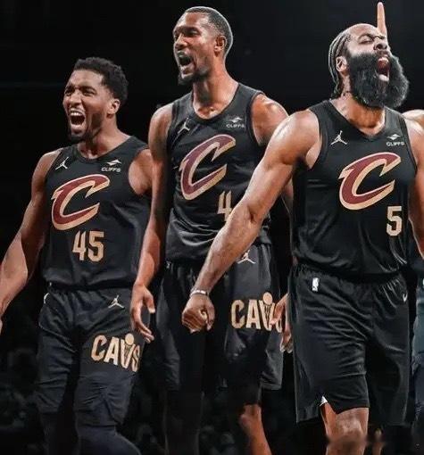 骑士队也没想到！三巨头居然都拉胯了：1、哈登——36岁，本赛季薪水3944万美元