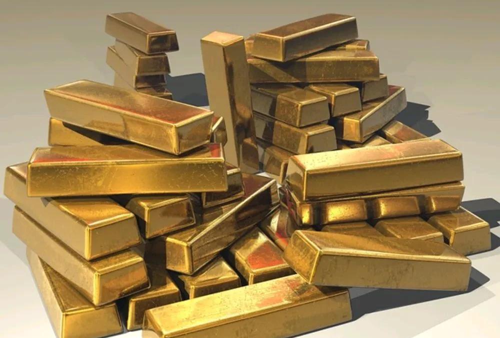 德国和意大利政府面临压力，左右两派都要求不再将2450亿美元黄金存放在美国在德