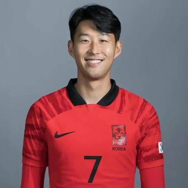 韩国人终于迎来好消息！西班牙没有报2002之仇，而是1比0战胜乌拉圭，导致这个