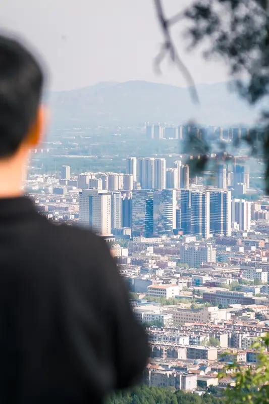 人累了，家是温暖港湾，可心累了呢？其实也有不少去处。像肇庆高新区的24小时智能化