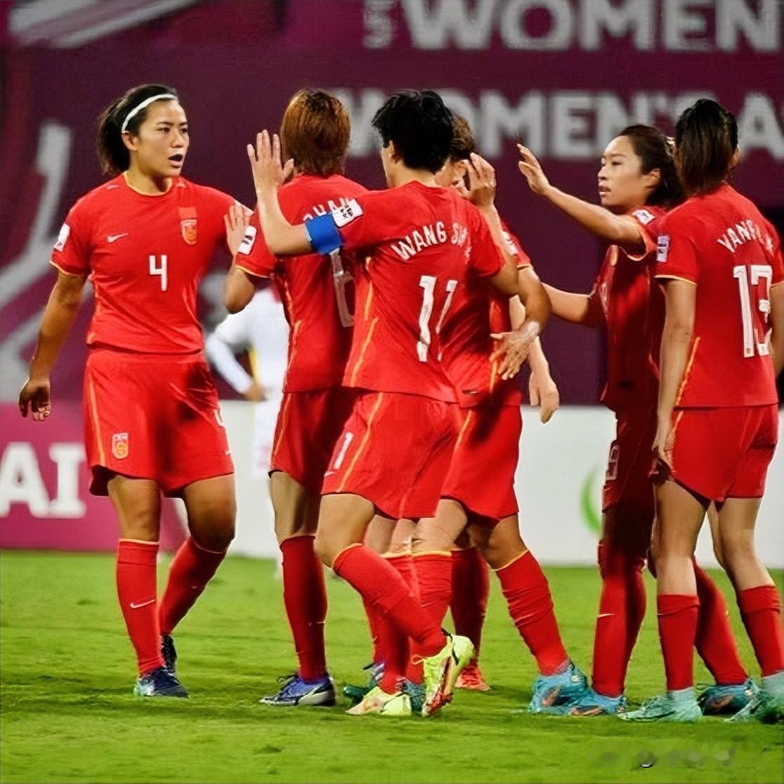我倒是有个预感，中国女足这次热身赛表现差不差不好说，但她们的世界排名还有进一