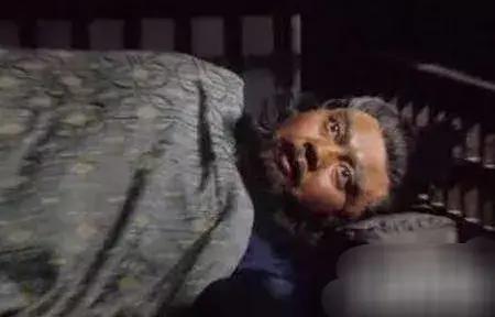 历史上的张飞之死，远比小说中简略，也更凸显其性格悲剧。📜史实记载：一场由