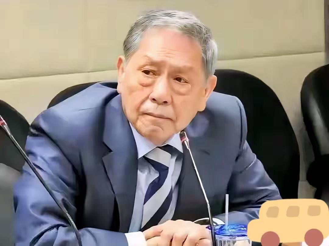 美军灰溜溜跑了！​5月1日，台湾退役中将帅化民爆出一个猛料：美菲联合军演，硬